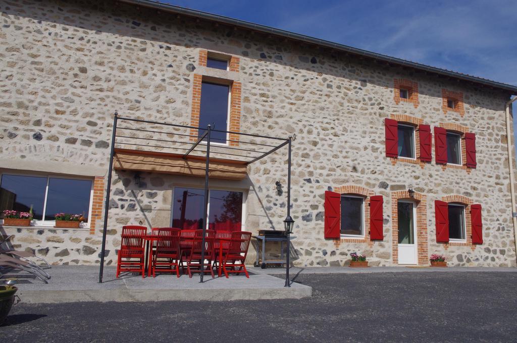 Villa Au Nid D'Hirondelles Saint-Andre-de-Chalencon Habitación foto