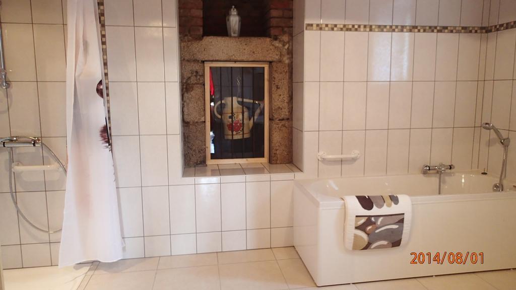 Villa Au Nid D'Hirondelles Saint-Andre-de-Chalencon Habitación foto